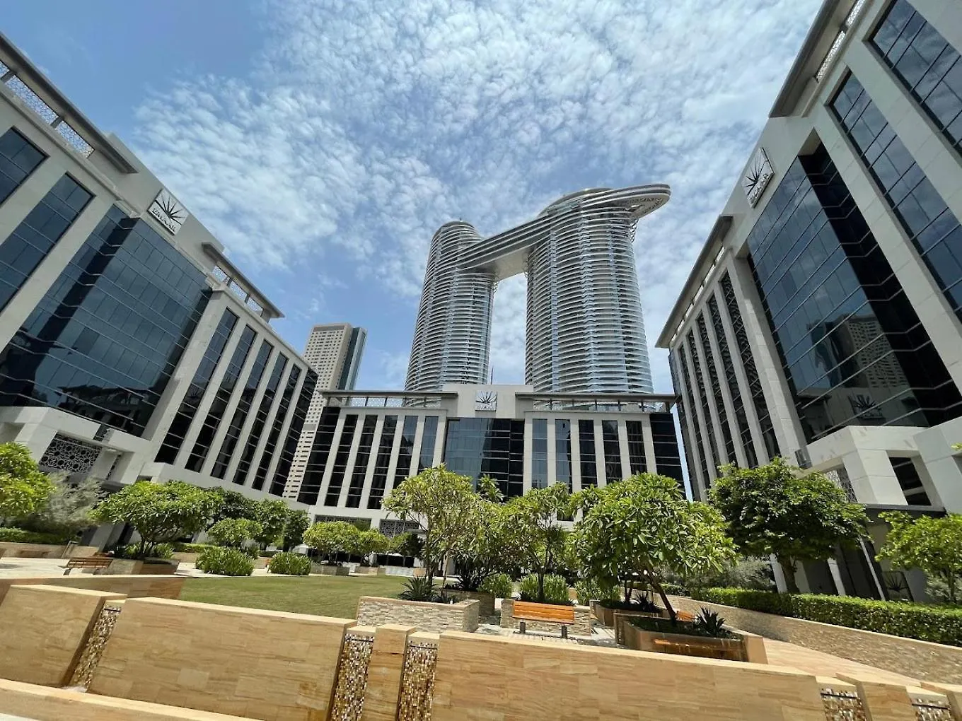 Full Burj Khalifa View - Opposite Dubai Mall Access - 8 Min Walk To Mall & Fountain - Luxury 2Br Apartment