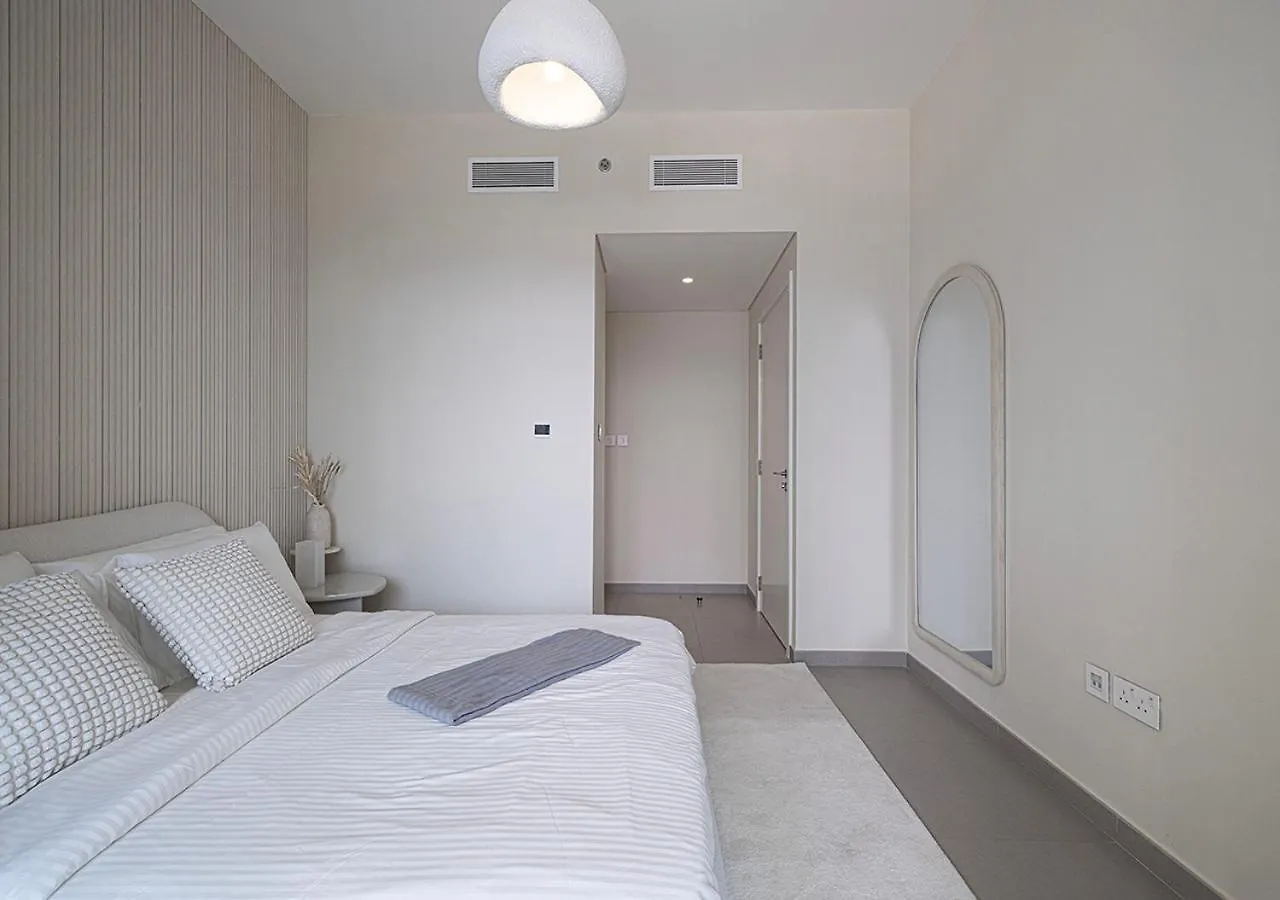Apartment Full Burj Khalifa View - Opposite Dubai Mall Access - 8 Min Walk To Mall & Fountain - Luxury 2Br
