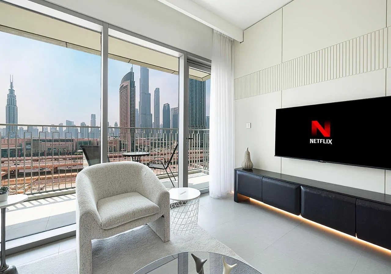 Full Burj Khalifa View - Opposite Dubai Mall Access - 8 Min Walk To Mall & Fountain - Luxury 2Br 0*,  United Arab Emirates