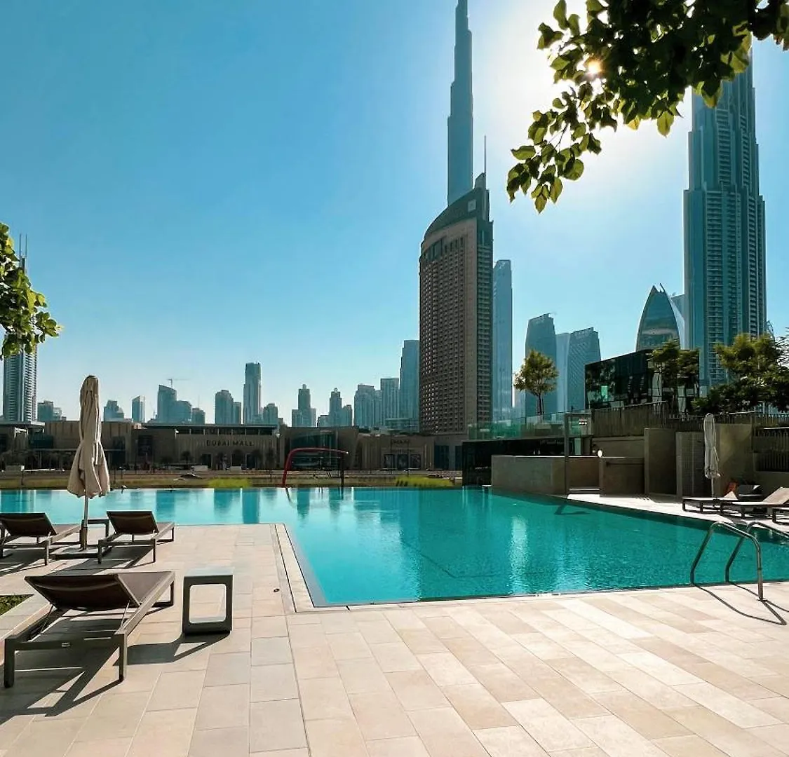 Full Burj Khalifa View - Opposite Dubai Mall Access - 8 Min Walk To Mall & Fountain - Luxury 2Br United Arab Emirates