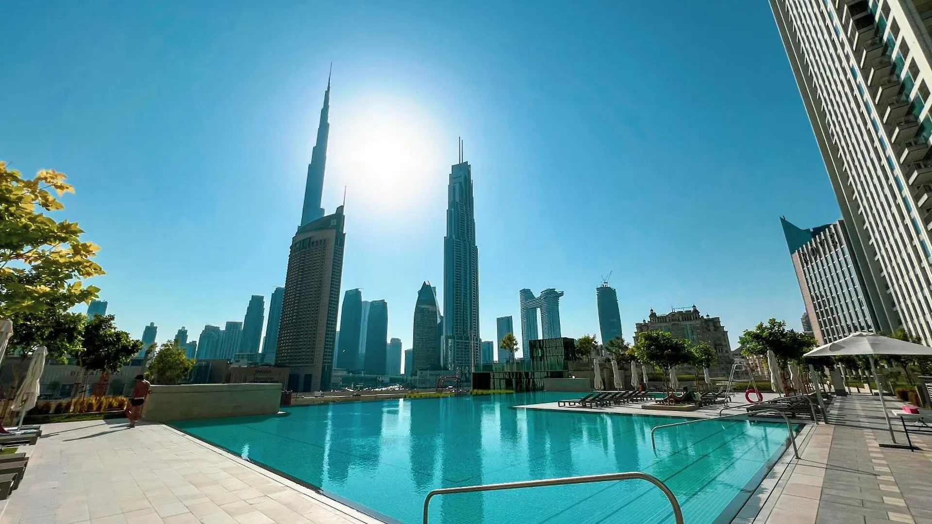 Full Burj Khalifa View - Opposite Dubai Mall Access - 8 Min Walk To Mall & Fountain - Luxury 2Br
